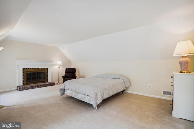 Building Photo - 9708 Locust Hill Dr