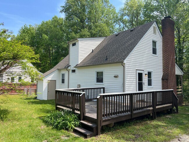 Building Photo - 7403 Shady Grove Rd