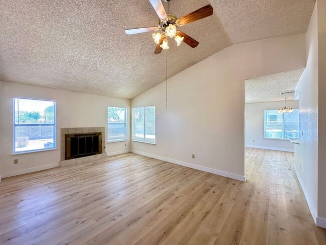 Building Photo - Desert Breeze Amd