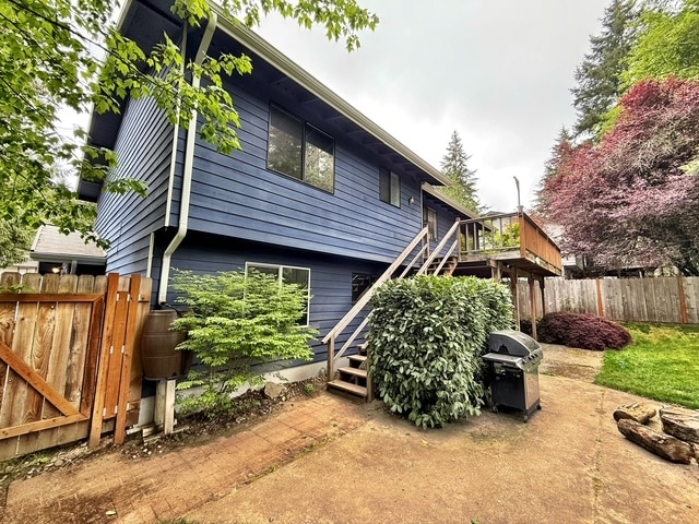 Building Photo - 710 Parkway Ct NE