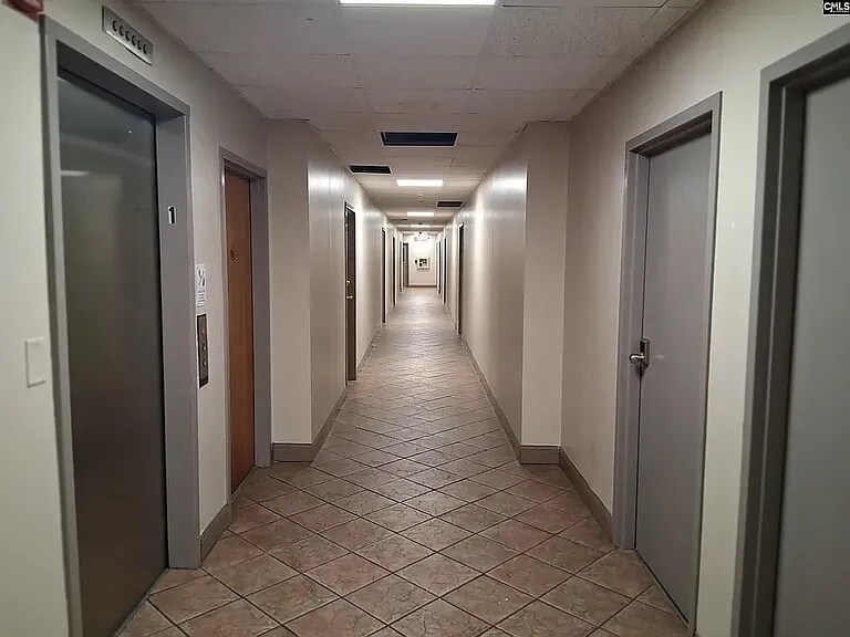 Building Photo - 2009 Greene St