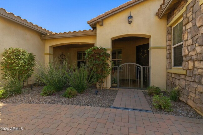 Building Photo - 4908 S Figueroa Ln