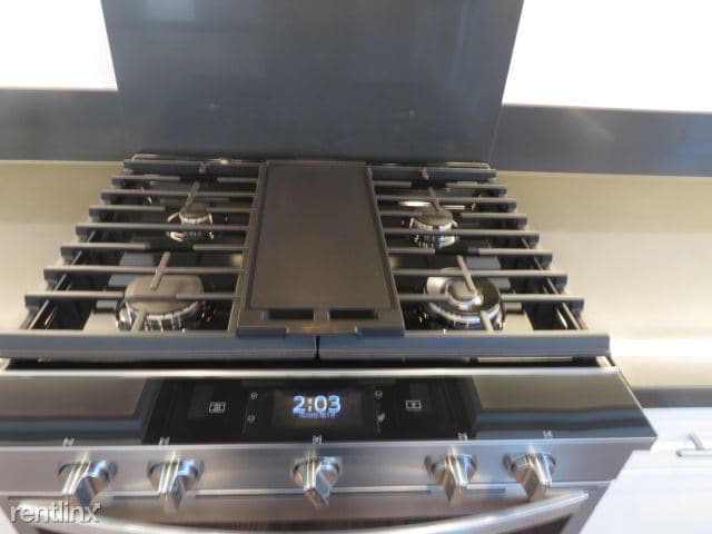 Building Photo - 3 br, 2.5 bath Townhome - 4382 Pacifica Way 5