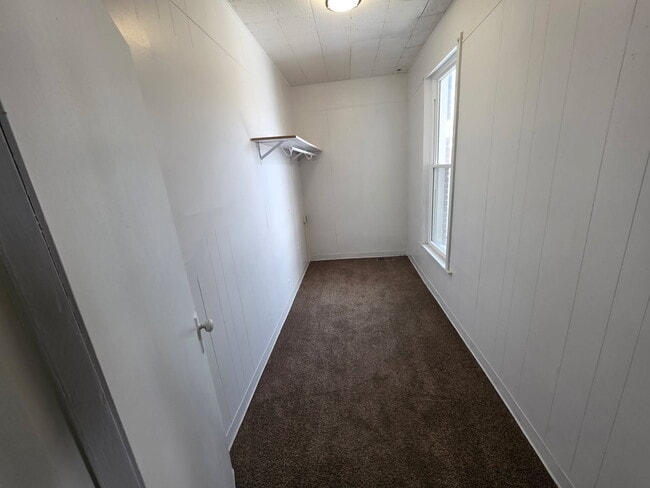 Building Photo - 171 E Washington St