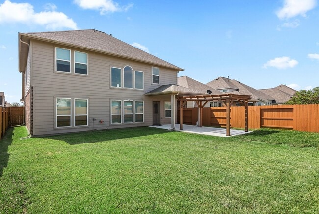 Building Photo - 2425 Village Azalea Dr