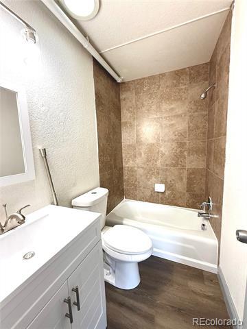 Building Photo - 1123 21st St