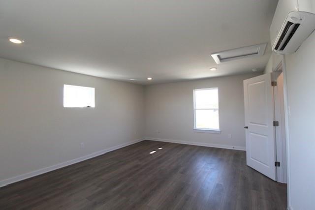 Building Photo - 279 Garner Dr