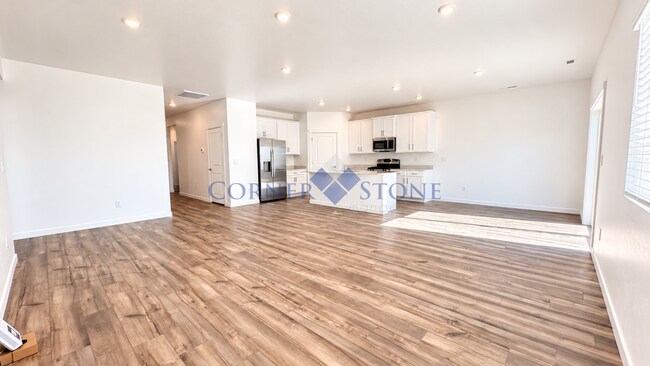 Building Photo - 15095 Aviaticus Wy