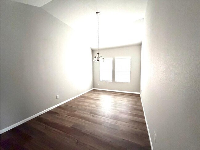 Building Photo - 17205 Borromeo Ave