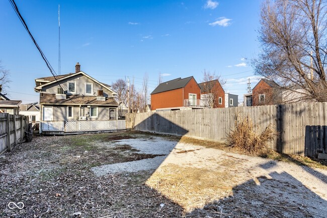 Building Photo - 1253 S East St