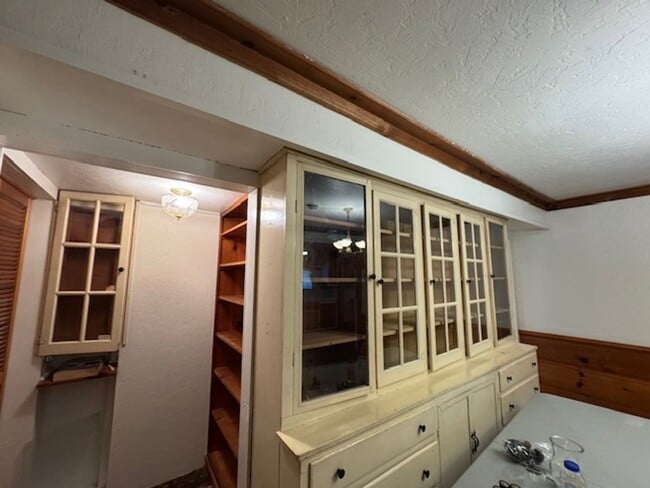 Building Photo - Charming spacious Evergreen farmhouse with large parking area