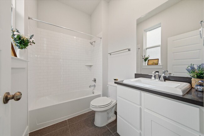 Building Photo - 26307 Camden Cyn Ave