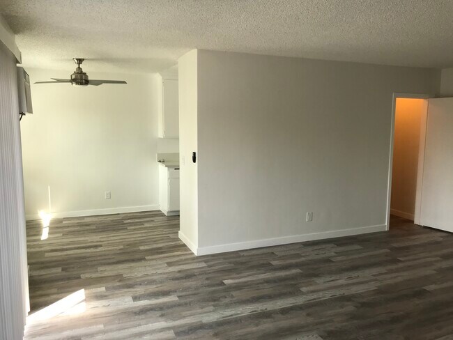 Dining Area - 3173 Rowena Ave