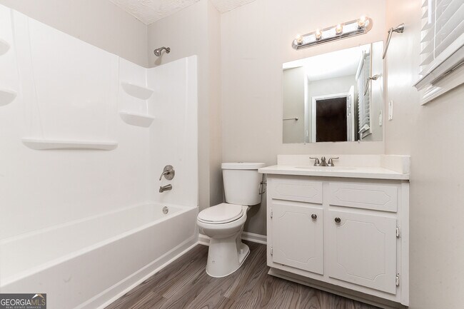 Building Photo - 2830 Botany Dr