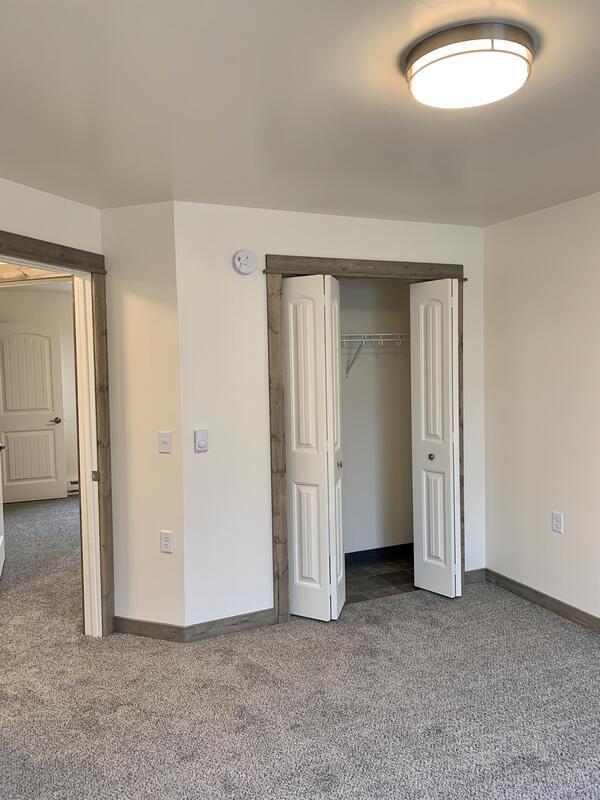 Building Photo - 830 Gibbon St