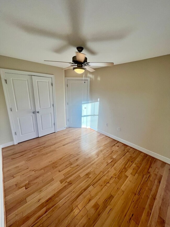 Building Photo - 3016 Patterson Ave