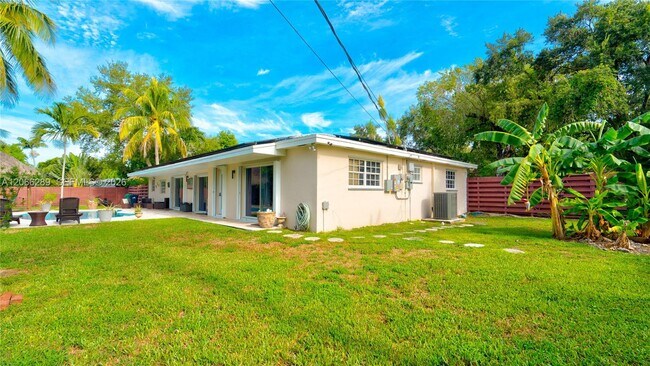 Building Photo - 8340 SW 163rd St