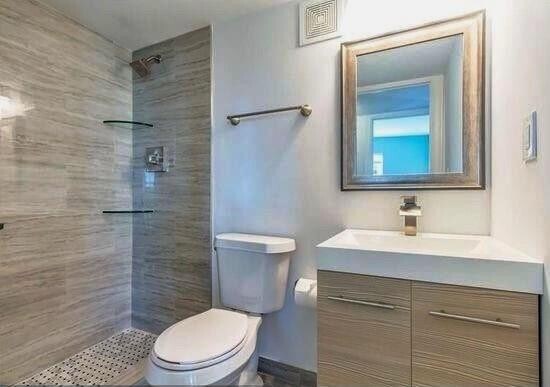 Building Photo - 720 Bayshore Dr