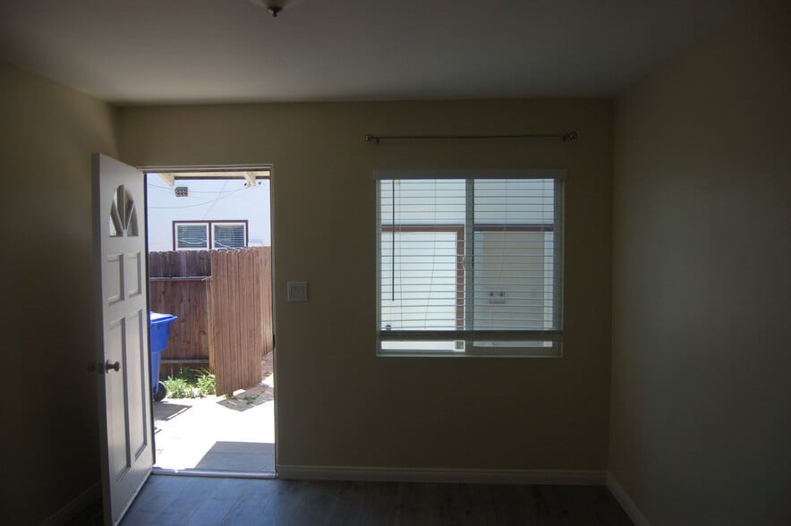 Building Photo - 4335 39th St