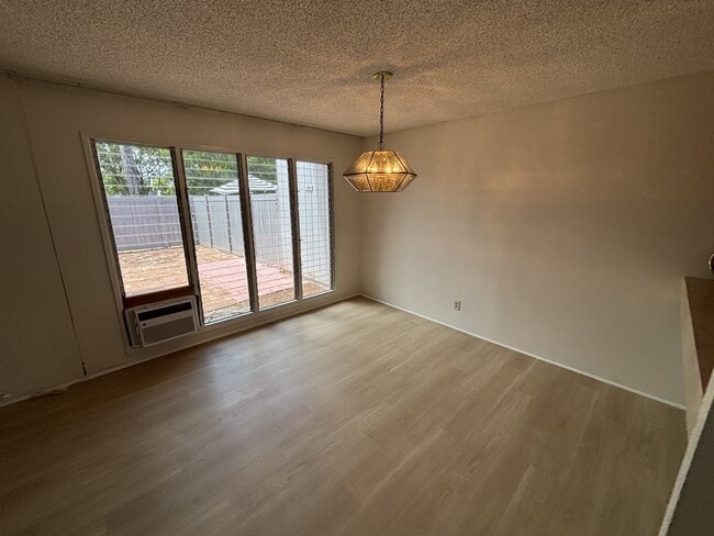 Building Photo - 95-625-625 Nawenewene Cir