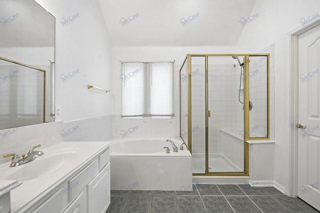 Building Photo - 3833 Tidball Dr