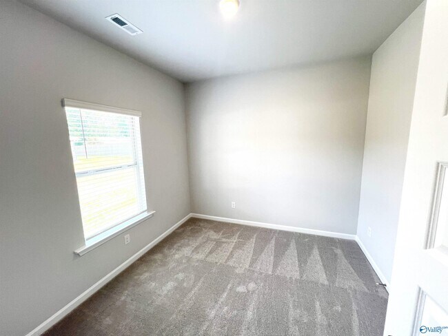 Building Photo - 11073 Wayland Rdg Dr