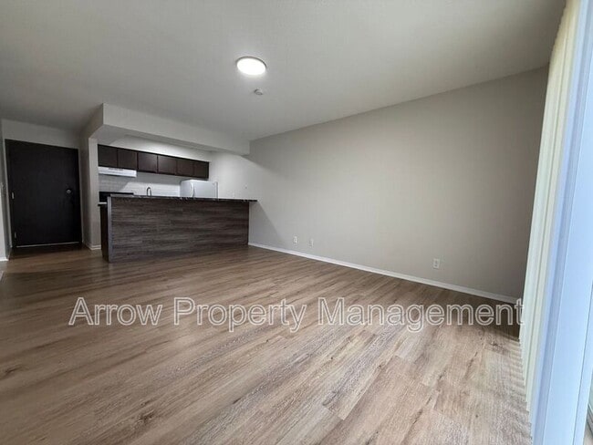Building Photo - 649 S 18th St
