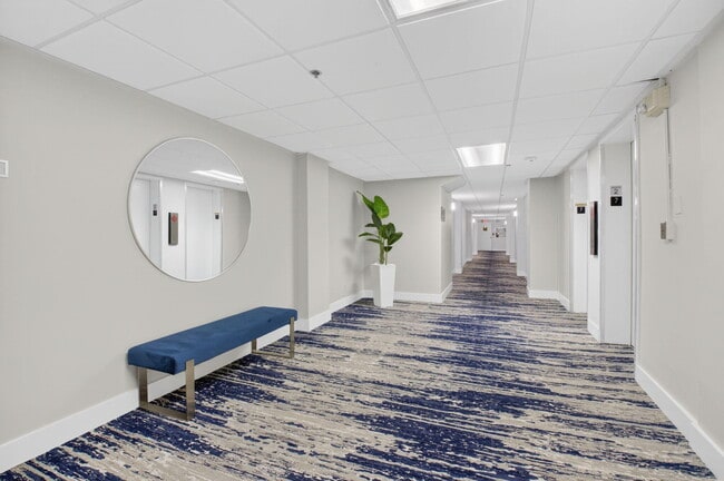 Building Photo - 3215 S Ocean Blvd