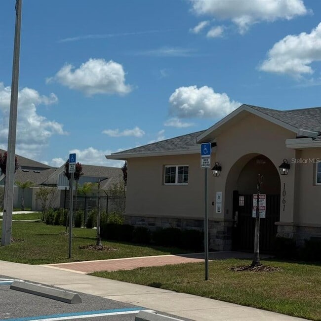Building Photo - 1445 Sea Glass Rd