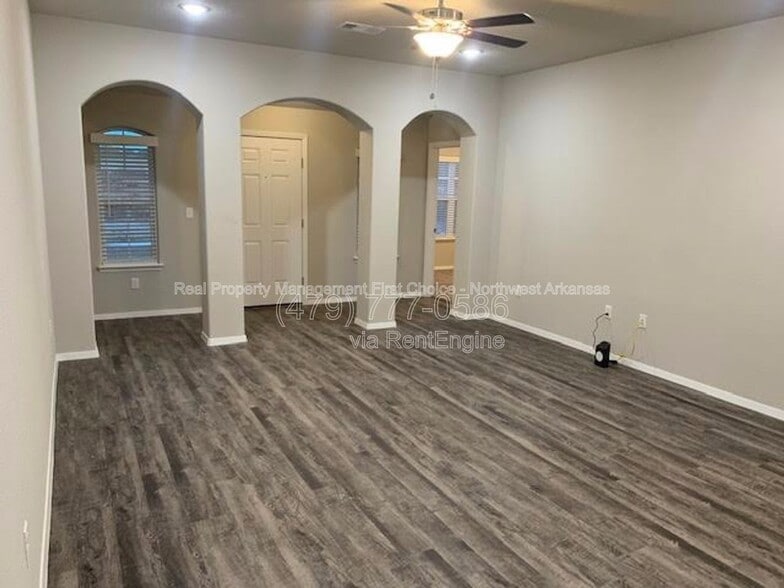 Building Photo - 4205 SW Lenox Ave