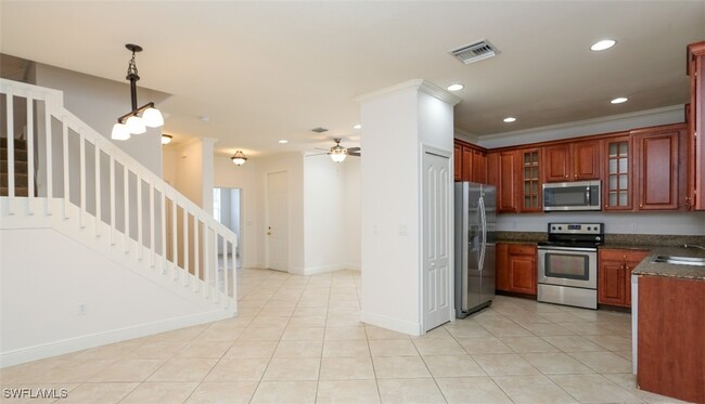 Building Photo - 7069 Venice Way