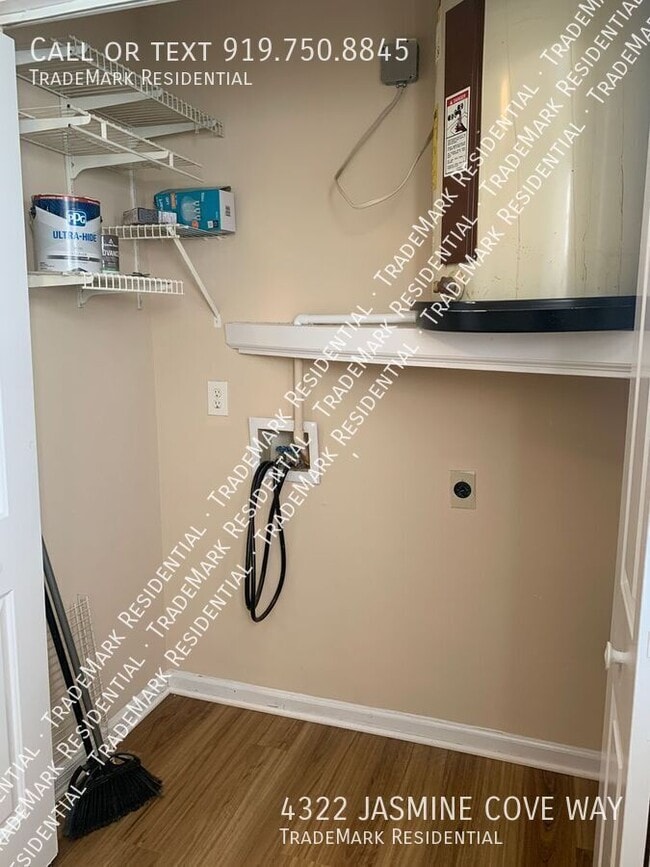 Building Photo - 4322 Jasmine Cove Way