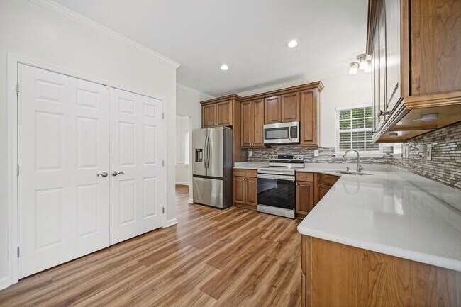 Building Photo - 3100 Merrimac Ct