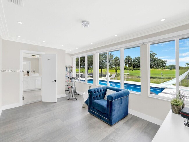 Building Photo - 621 E Tropical Way