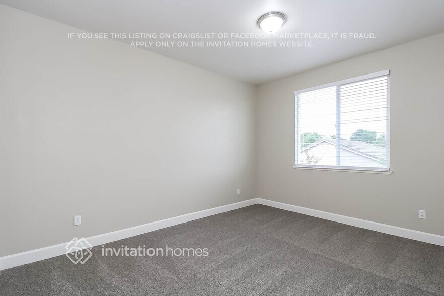 Building Photo - 331 Allaire Cir