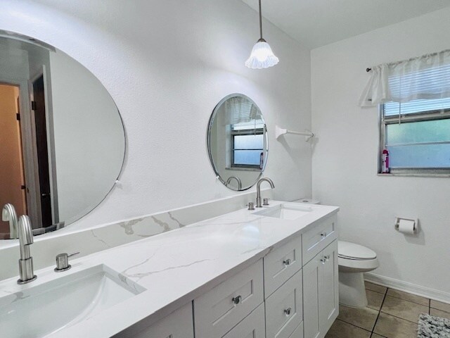 Building Photo - Elegant 3-Bed, 2-Bath Home in Prime Orland...