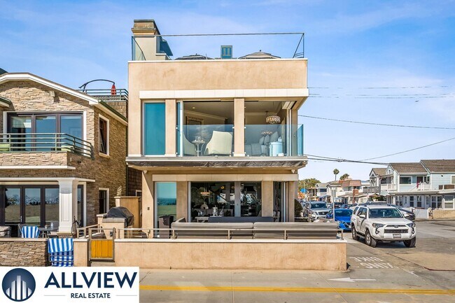 Building Photo - Stunning Beach House located on Newport Beach Boardwalk- 30+ Day Rental!