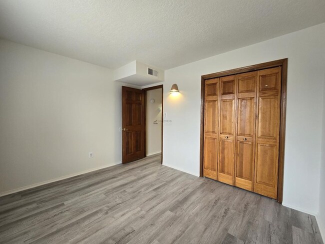 Building Photo - 2805 Vereda de Pueblo