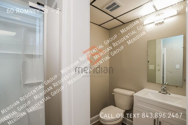 Building Photo - 60 Romney St