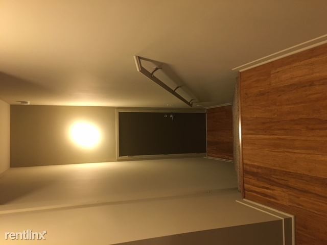 Building Photo - 100 Commerce Ave SW