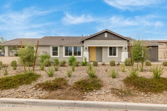 Building Photo - 9439 East Sebring Avenue