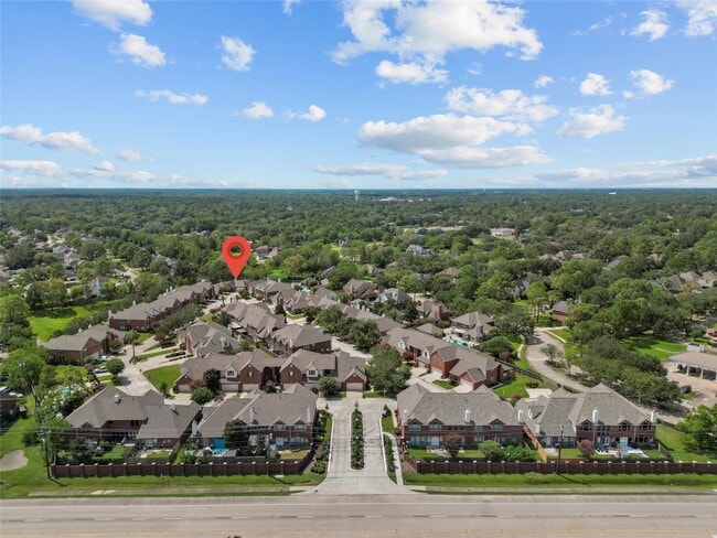 Building Photo - 1408 S Friendswood Dr