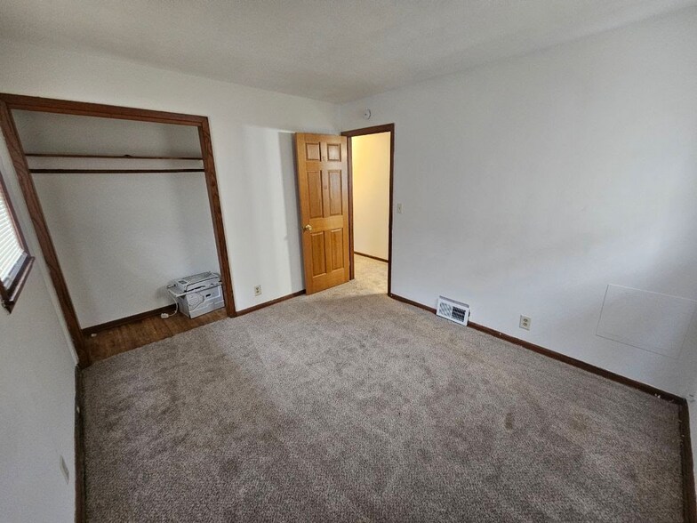 Building Photo - 4103 Lowry Ave N