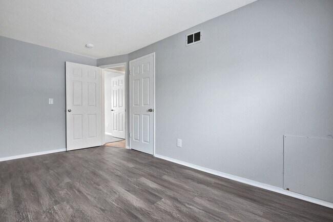 Building Photo - 3751-3753 Briggs Rd