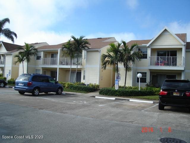 Building Photo - 1951 Island Club Dr