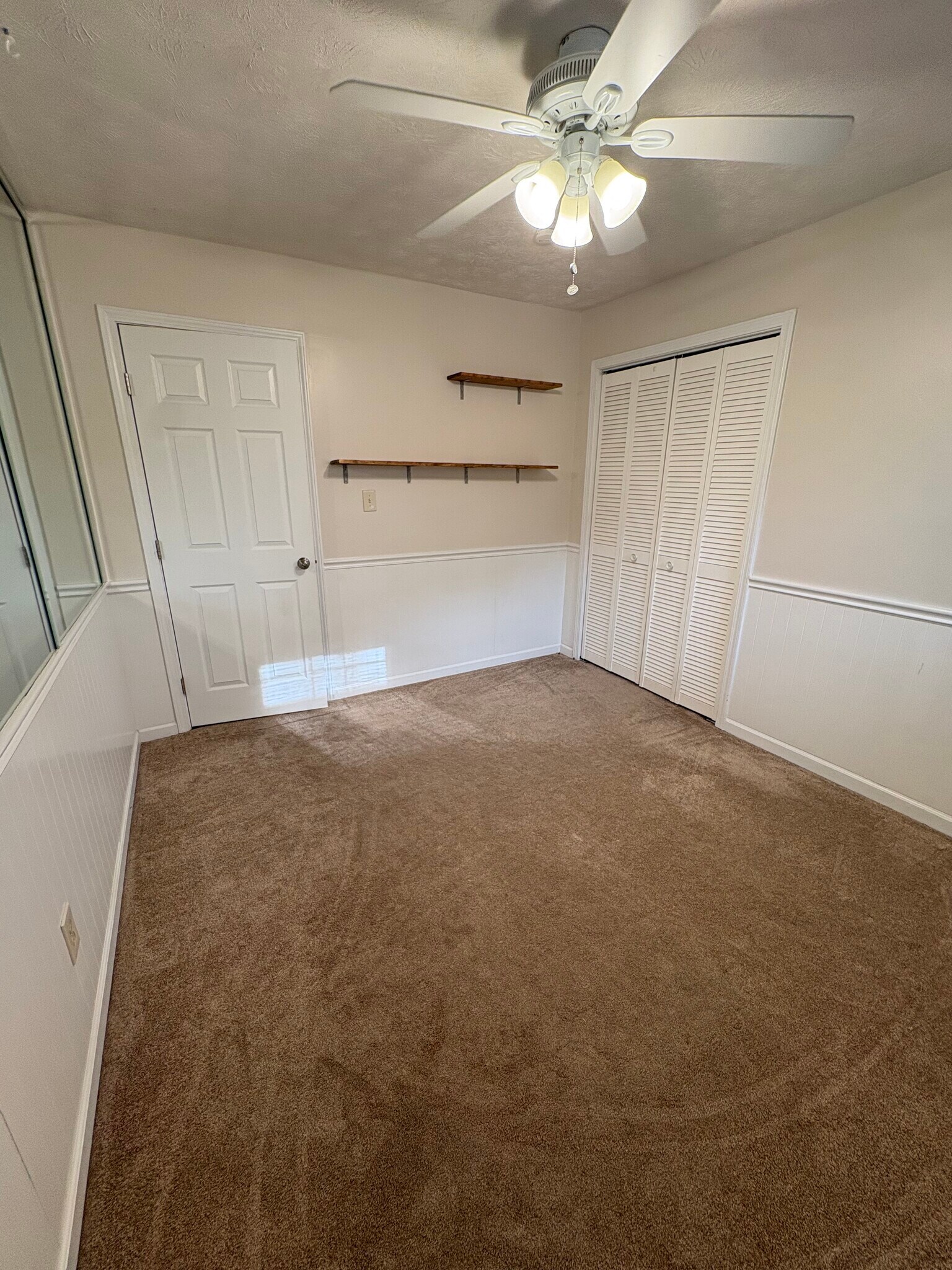 Building Photo - 169 Fleetwood Way