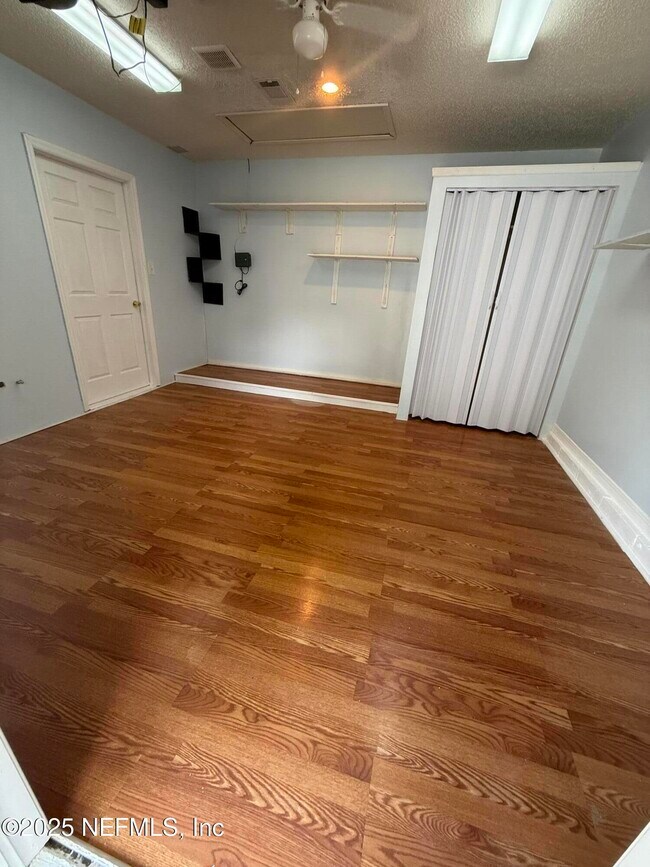 Building Photo - 7751 Lynchburg Ct E
