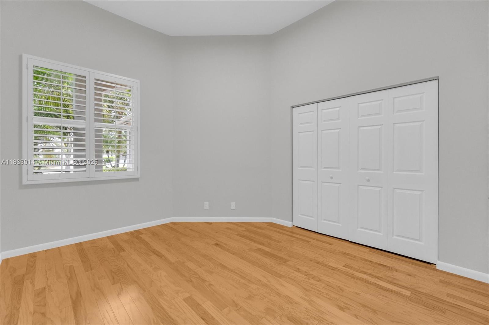 Building Photo - 2553 Bay Pointe Dr