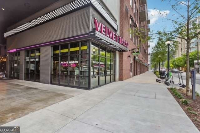 Building Photo - 1961 James Red Moore Blvd