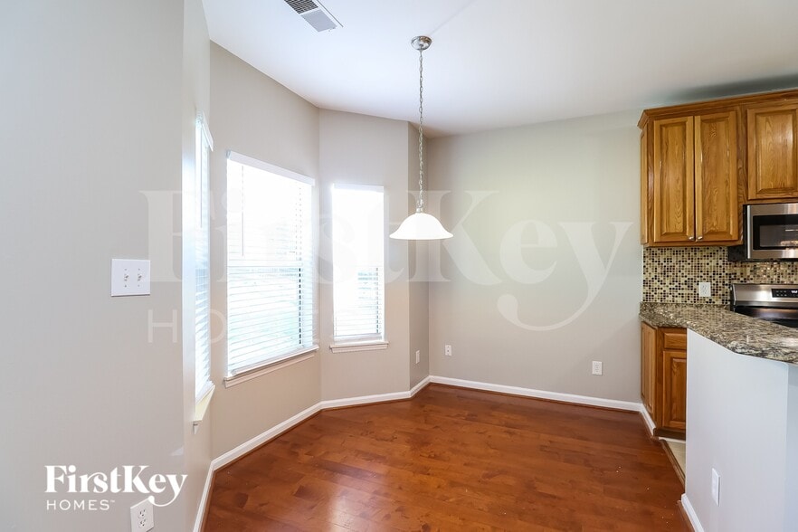 Building Photo - 13505 Walkers Creek Dr